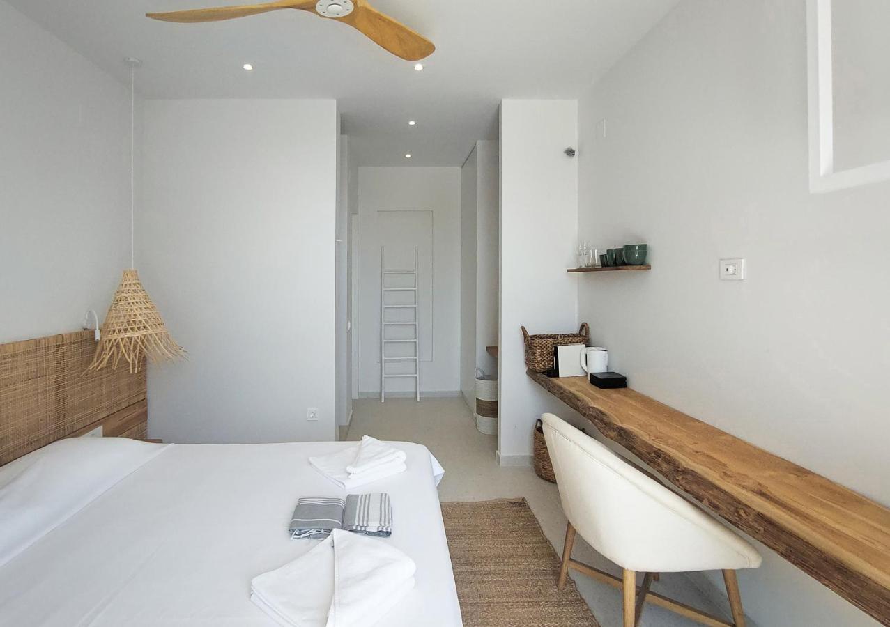 Arion Seaside Suites Paleros 외부 사진