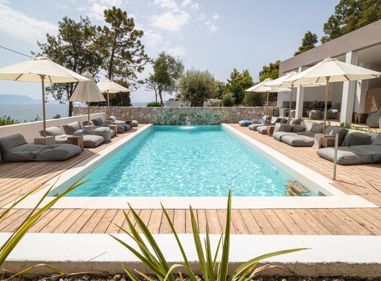 Arion Seaside Suites Paleros 외부 사진